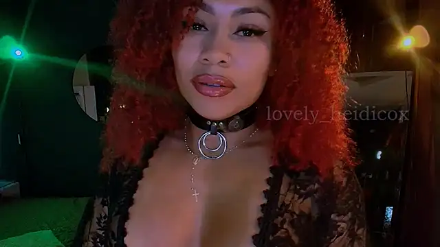 HeidiCox online show from November 23, 9:25 pm