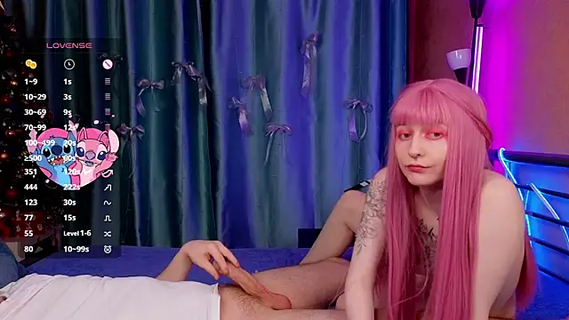 Snapshot of noisy_neighbors chatting on January 12, 3:57 pm noisy neighbors online show from January 12, 3:57 pm