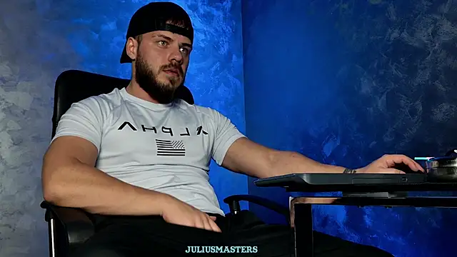 juliusmasters online show from January 12, 8:58 pm