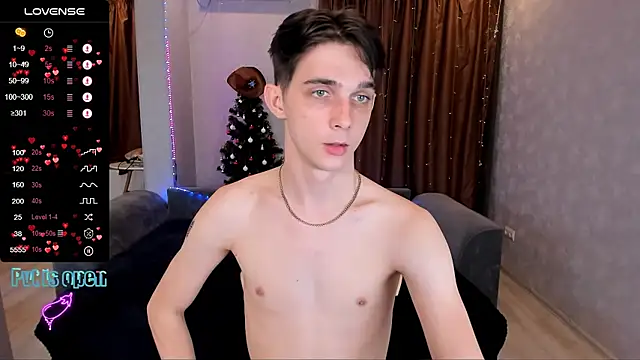 Aaron Boom online show from January 5, 11:19 pm