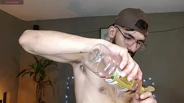 Snapshot of Mr_WhiteCock chatting on January 26, 6:48 pm Mr WhiteCock online show from January 26, 6:48 pm