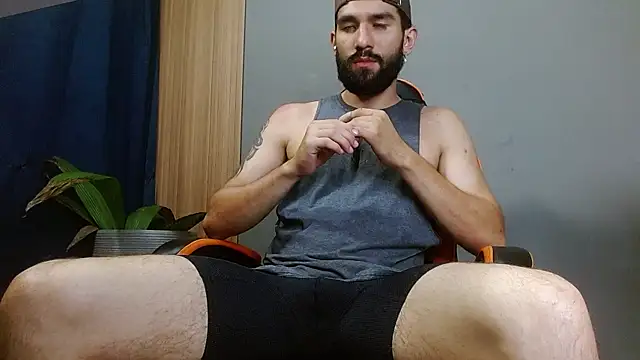 Snapshot of Mr_WhiteCock chatting on November 12, 1:39 am Mr WhiteCock online show from November 12, 1:39 am