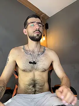 Snapshot of Mr_WhiteCock chatting on June 30, 4:08 pm Mr WhiteCock online show from June 30, 4:08 pm
