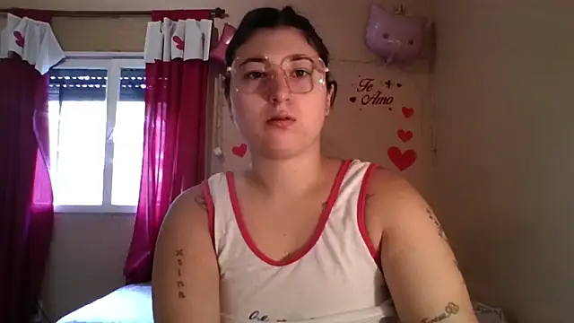 Snapshot of imsohornydacom chatting on March 3, 1:50 pm imsohornydacom online show from March 3, 1:50 pm