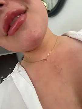 sukhakunis1 online show from February 23, 4:37 pm