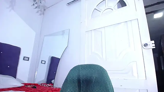 Squirter pussybomb online show from March 7, 9:17 am