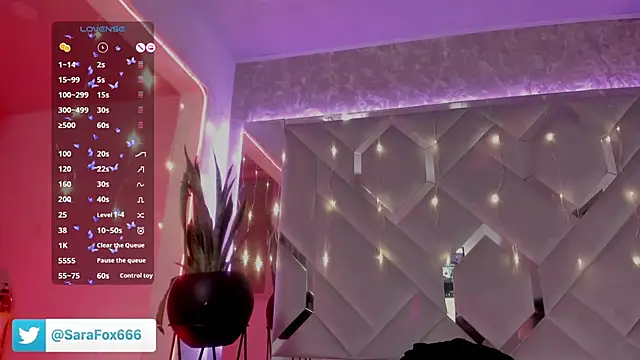 Sara Foxx1 online show from October 20, 8:09 pm