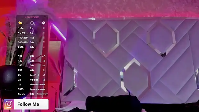 Sara Foxx1 online show from November 3, 7:04 pm