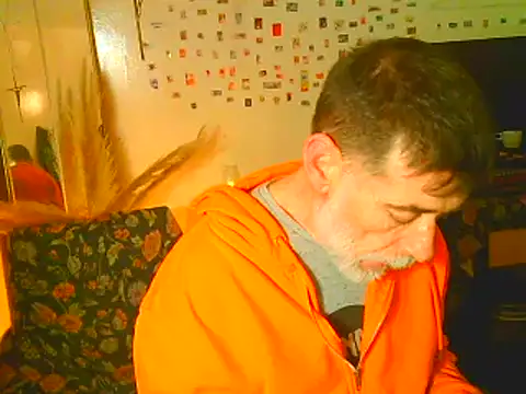 DaddyQuimHot online show from December 10, 4:56 am