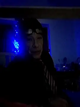 DaddyQuimHot online show from December 17, 7:03 am