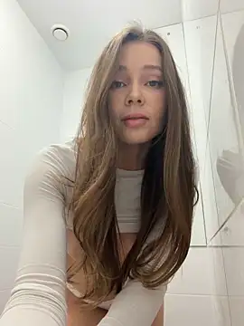 Snapshot of nicole111 chatting on February 7, 6:22 pm nicole111 online show from February 7, 6:22 pm