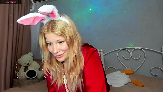 Leila purr18 online show from December 13, 9:24 am