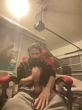 Snapshot of Anxiety420 chatting on December 26, 6:30 am Anxiety420 online show from December 26, 6:30 am