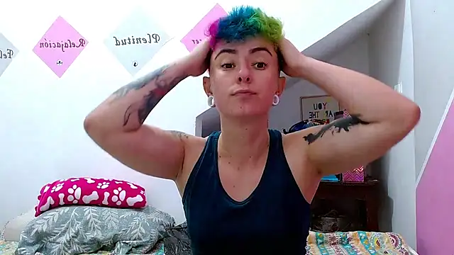 tomboyblue online show from October 11, 12:32 am