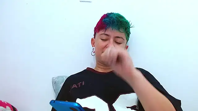 tomboyblue online show from November 17, 3:18 pm