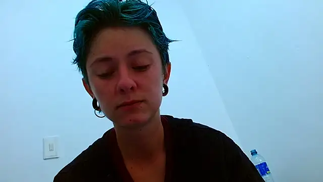 tomboyblue online show from March 16, 6:56 pm