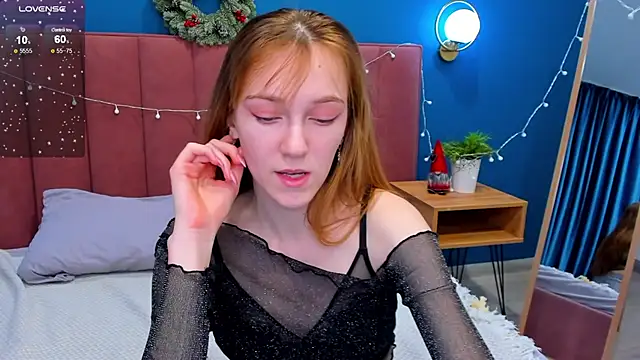 Snapshot of VanillaKelly chatting on December 26, 4:43 am VanillaKelly online show from December 26, 4:43 am