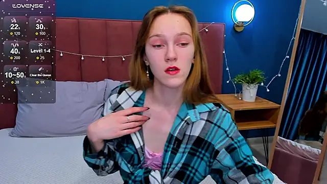 Snapshot of VanillaKelly chatting on January 20, 1:18 am VanillaKelly online show from January 20, 1:18 am