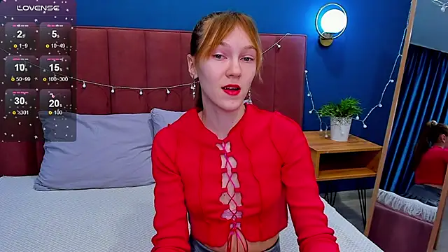 Snapshot of VanillaKelly chatting on January 24, 1:24 am VanillaKelly online show from January 24, 1:24 am