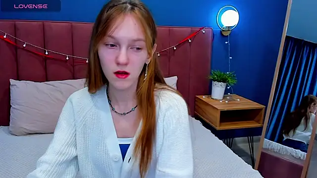 Snapshot of VanillaKelly chatting on February 12, 12:16 am VanillaKelly online show from February 12, 12:16 am