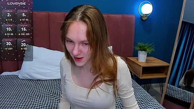 Snapshot of VanillaKelly chatting on February 24, 6:38 am VanillaKelly online show from February 24, 6:38 am