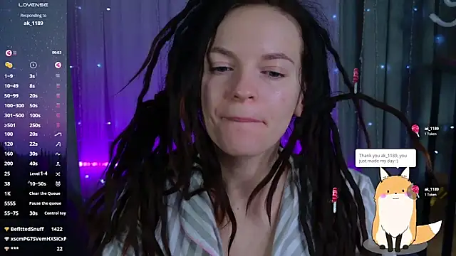 CoreyJane online show from December 6, 9:32 am