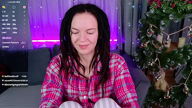 CoreyJane online show from December 23, 8:33 am