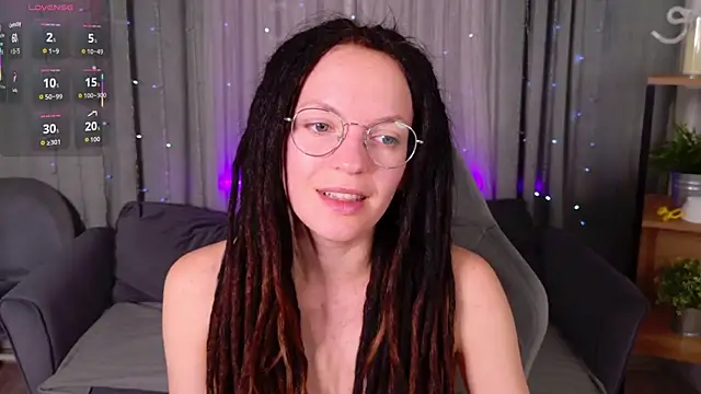 Snapshot of CoreyJane chatting on August 3, 4:44 am CoreyJane online show from August 3, 4:44 am