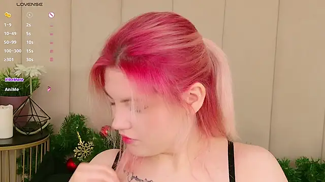 Lisa Adam online show from December 19, 5:09 pm