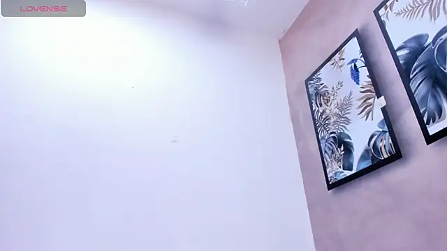 DahianaLincoln online show from October 10, 11:48 pm