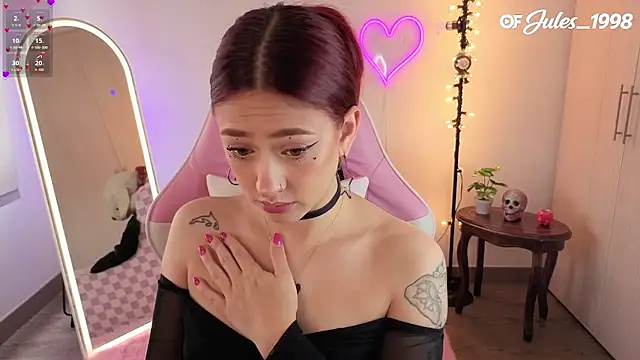 Snapshot of violet_ch chatting on March 3, 5:30 pm violet ch online show from March 3, 5:30 pm