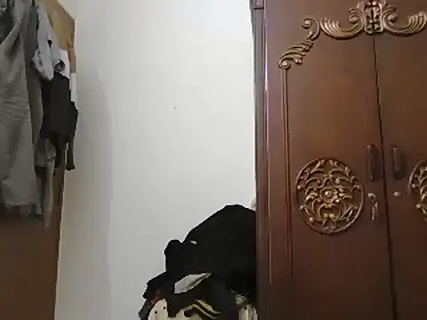 desiboyasif online show from December 23, 11:47 am