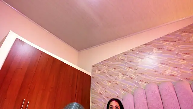 kathy-steven online show from February 18, 1:45 am