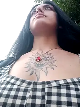 Snapshot of Mazikeen-- chatting on December 11, 9:45 pm Mazikeen-- online show from December 11, 9:45 pm