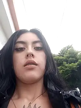 Snapshot of Mazikeen-- chatting on February 10, 10:30 pm Mazikeen-- online show from February 10, 10:30 pm