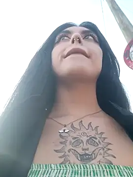 Snapshot of Mazikeen-- chatting on February 15, 10:42 pm Mazikeen-- online show from February 15, 10:42 pm