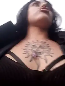 Snapshot of Mazikeen-- chatting on February 27, 11:15 pm Mazikeen-- online show from February 27, 11:15 pm