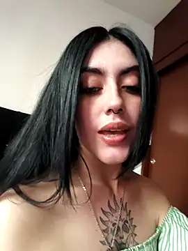 Snapshot of Mazikeen-- chatting on October 4, 9:35 pm Mazikeen-- online show from October 4, 9:35 pm