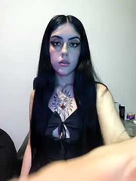 Snapshot of Mazikeen-- chatting on October 11, 10:08 pm Mazikeen-- online show from October 11, 10:08 pm