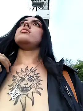 Snapshot of Mazikeen-- chatting on October 15, 10:32 pm Mazikeen-- online show from October 15, 10:32 pm