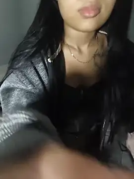 Livia Diaz online show from May 17, 11:34 pm