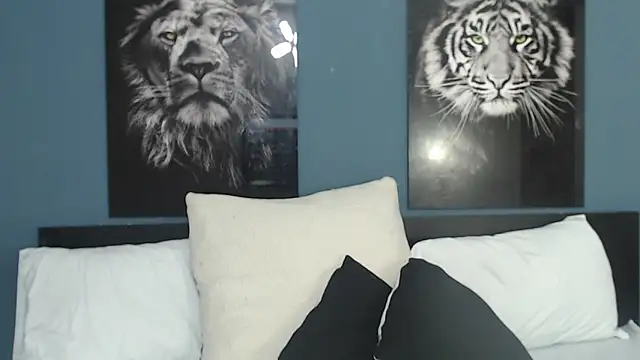 LexiiBloom online show from February 27, 2:32 pm