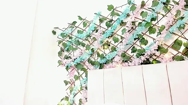 LexiiBloom online show from September 14, 10:47 am