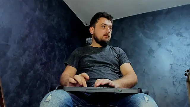 Master Mark Wayne online show from December 15, 8:24 pm