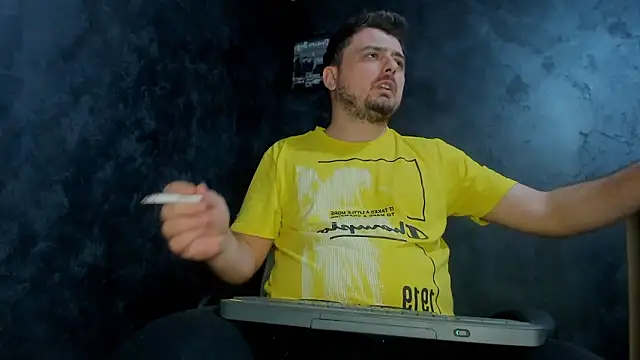 Snapshot of Master_Mark_Wayne chatting on February 1, 7:34 pm Master Mark Wayne online show from February 1, 7:34 pm