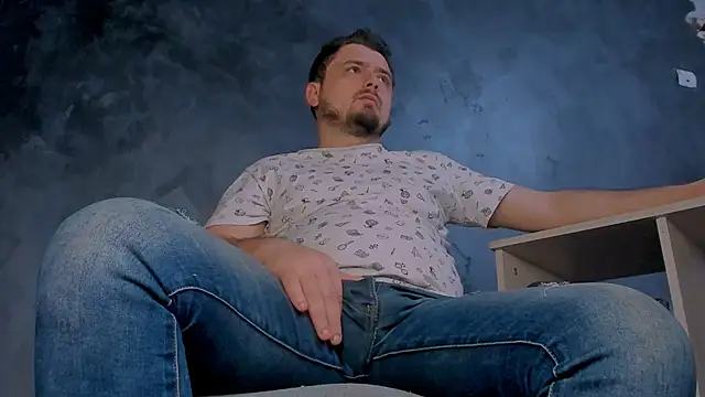 Snapshot of Master_Mark_Wayne chatting on April 3, 10:35 am Master Mark Wayne online show from April 3, 10:35 am