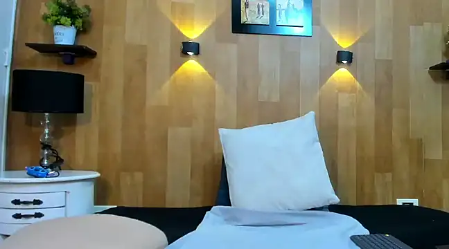 marianaa90 online show from January 11, 3:42 pm
