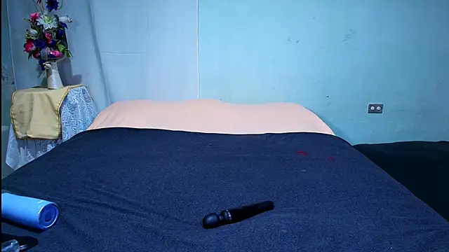 Andreabigboobs23 online show from December 27, 8:07 pm