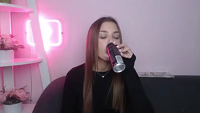 MilanaAngelAs online show from December 1, 8:36 pm