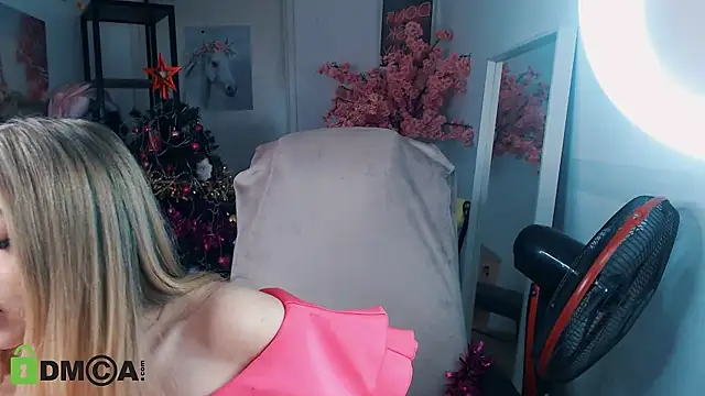 Snapshot of _KittyBoo chatting on January 2, 4:46 pm KittyBoo online show from January 2, 4:46 pm